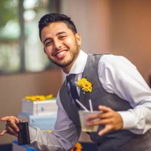 Meet your Posher, Carlos